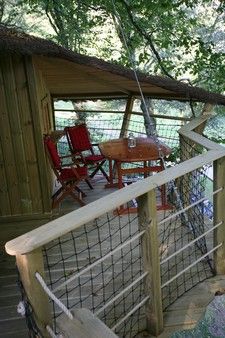 Votre cabane dans les arbres vallée de pratmeur insolite en bretagne Minochen